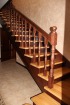 ступени деревянной лестницы из массива дуба фото 1